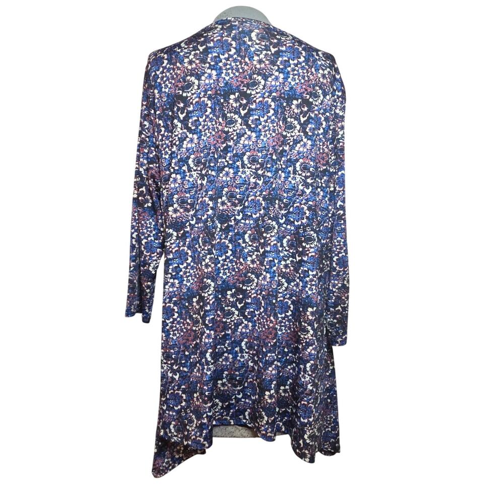 Multi Color Tunic Top Size 1X - Picture 2 of 3